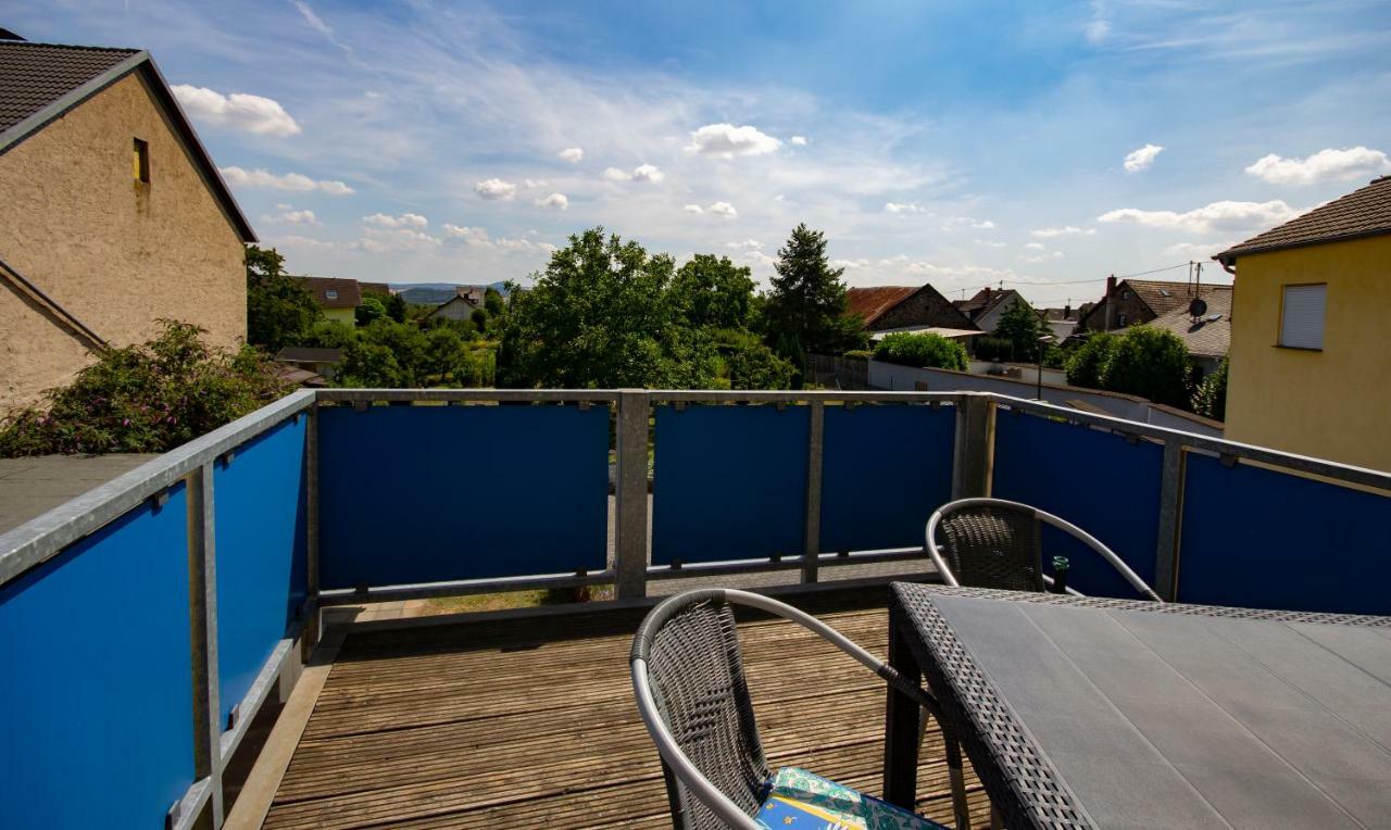 Vulkanpark-Ferienwohnung Karibic Nickenich Exteriér fotografie